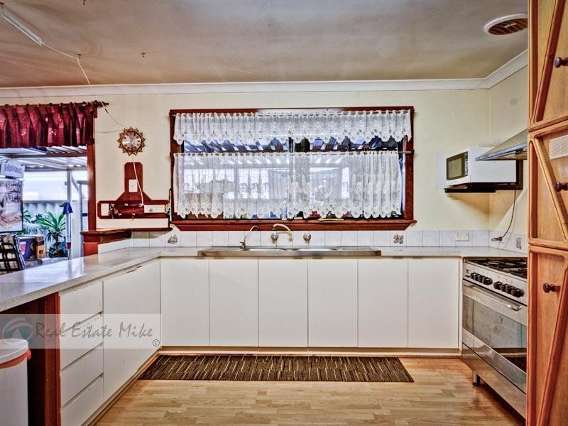 7 Kaputar Court, Ballajura WA 6066