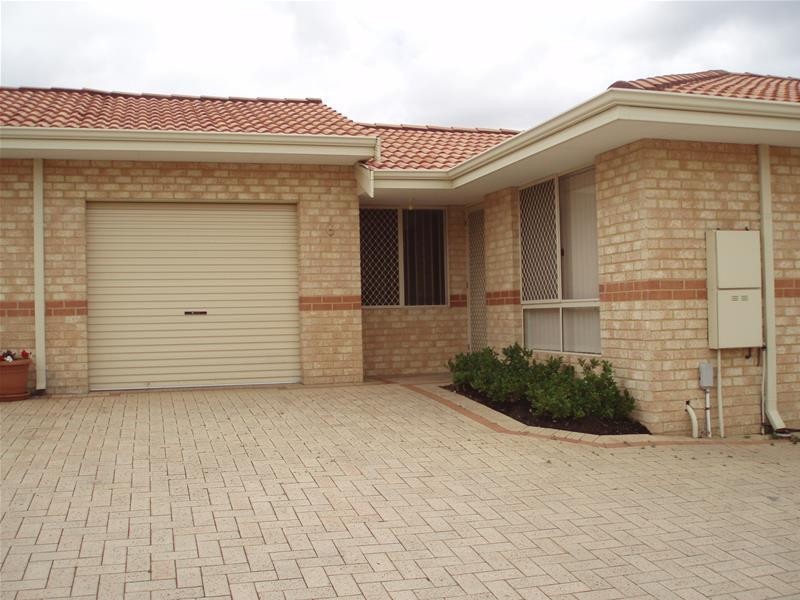 6/3 Adelphi Court, Marangaroo WA 6064