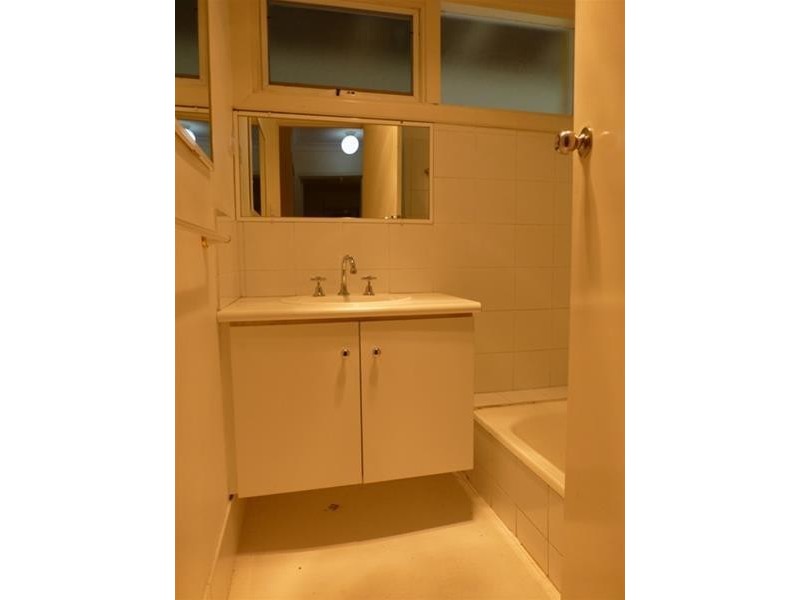 1 Mirrabooka Avenue, Girrawheen WA 6064