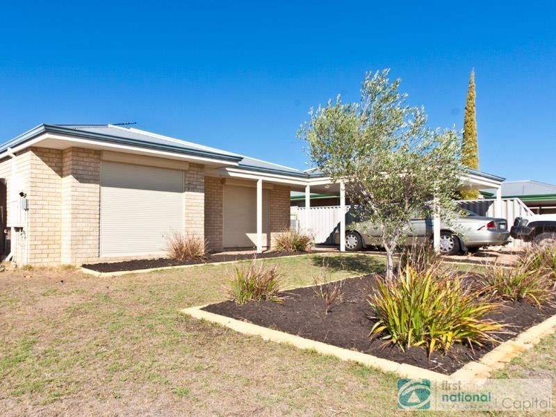 2 Auburn Close, Marangaroo WA 6064