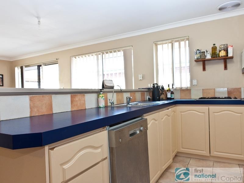 2 Auburn Close, Marangaroo WA 6064