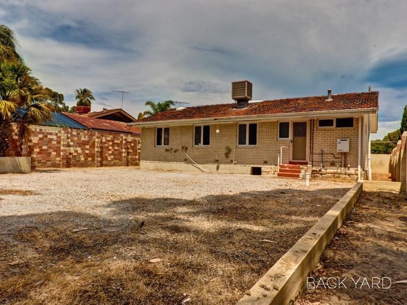 26 Curtis Way, Girrawheen WA 6064