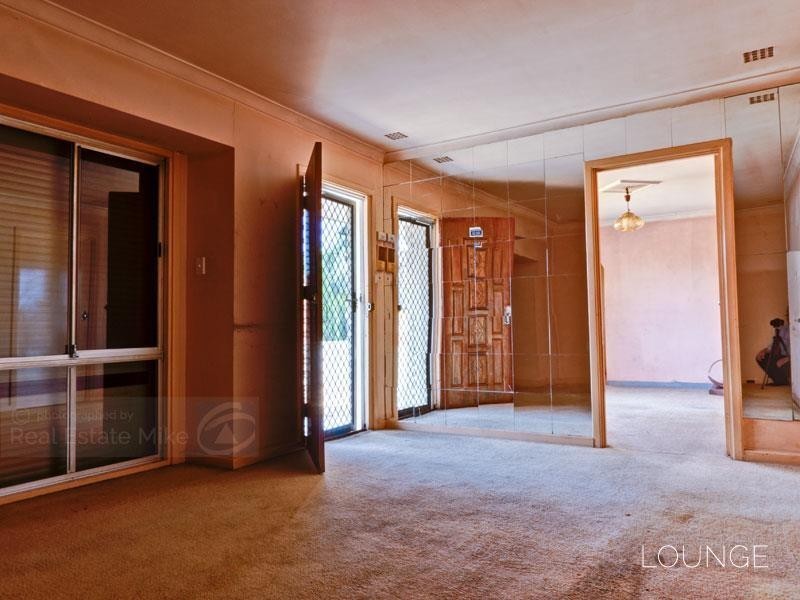 26 Curtis Way, Girrawheen WA 6064