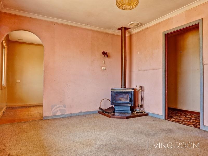 26 Curtis Way, Girrawheen WA 6064