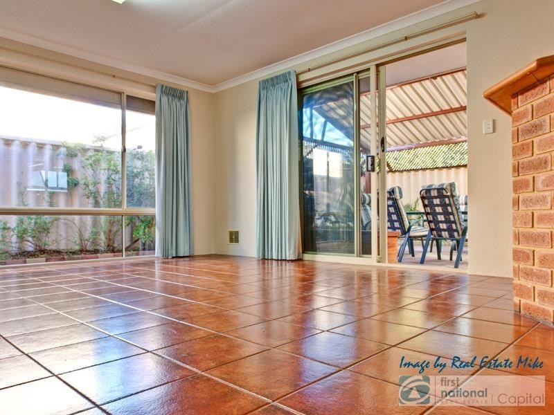 16 Papuana Place, Marangaroo WA 6064