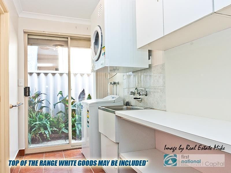 16 Papuana Place, Marangaroo WA 6064