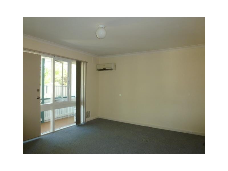 2A Bilby Road, Girrawheen WA 6064