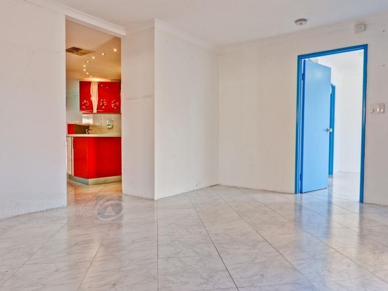 64 Hamelin Drive, Ballajura WA 6066