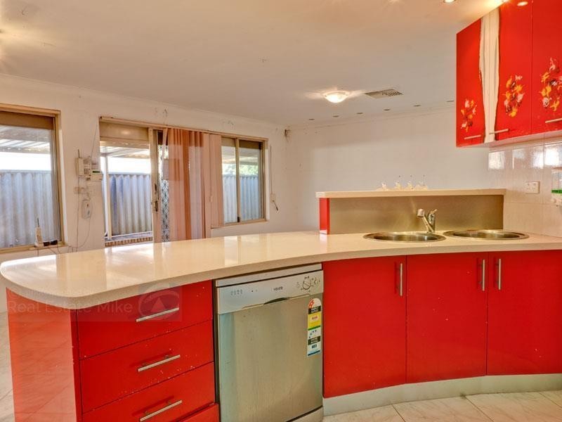 64 Hamelin Drive, Ballajura WA 6066