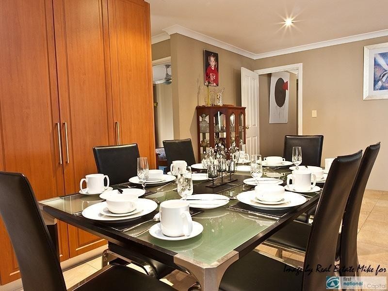 10 Benia Rise, Alexander Heights WA 6064