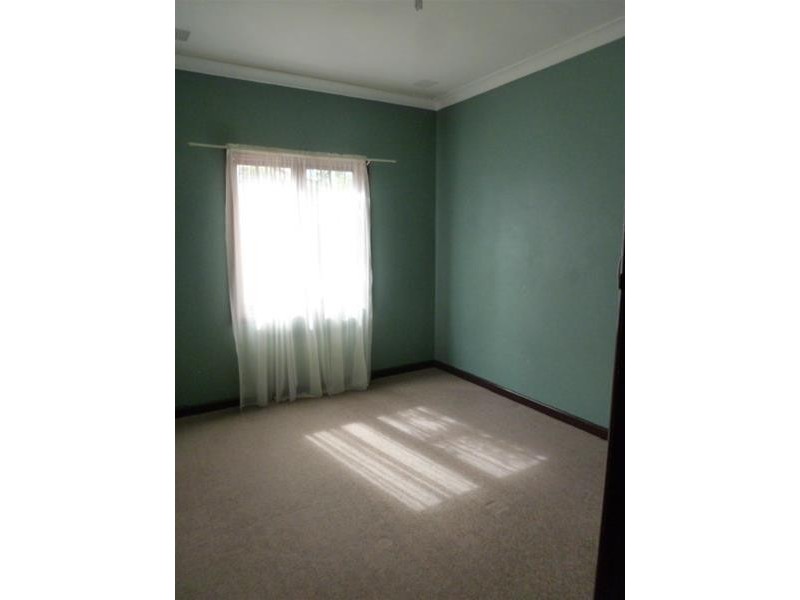 16 Quadea Way, Nollamara WA 6061