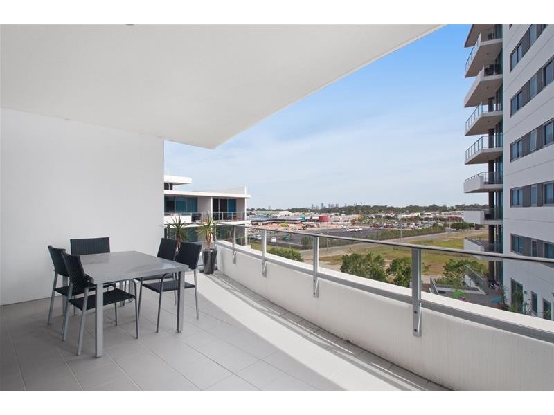 501/41  Harbour Town Drive, Biggera Waters QLD 4216