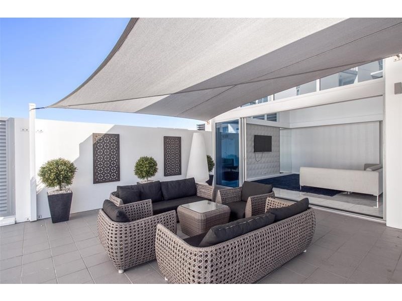 501/41  Harbour Town Drive, Biggera Waters QLD 4216