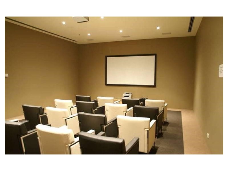 261/105 Scarborough Street, Southport QLD 4215