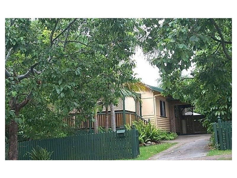 137 Eugaree Street, Southport QLD 4215