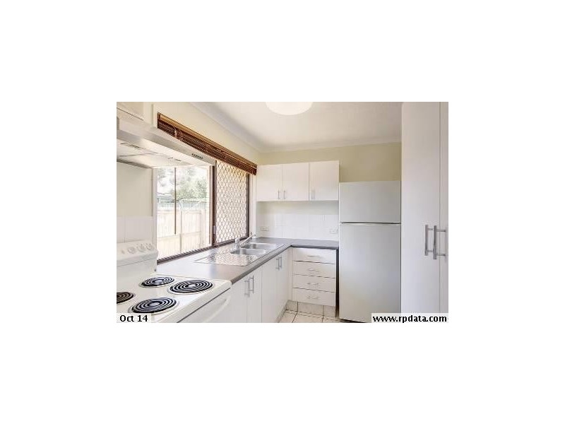 2/16 Elm Court, Labrador QLD 4215