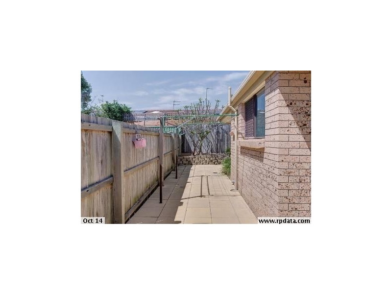 2/16 Elm Court, Labrador QLD 4215