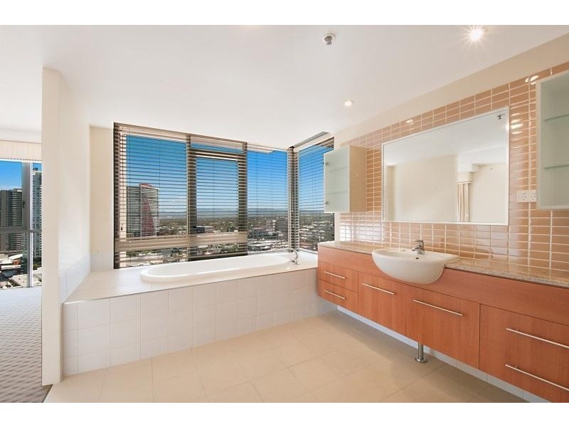 294/105 Scarborough Street, Southport QLD 4215