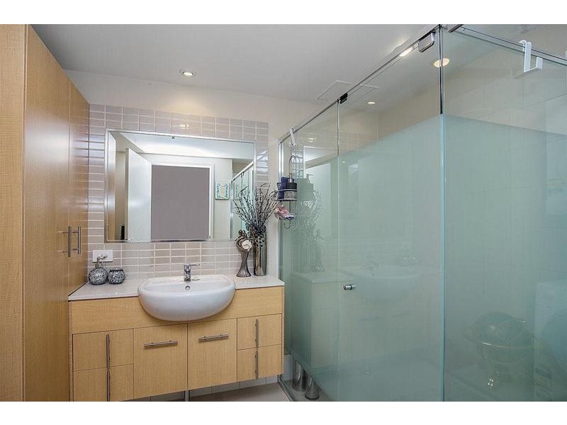 294/105 Scarborough Street, Southport QLD 4215