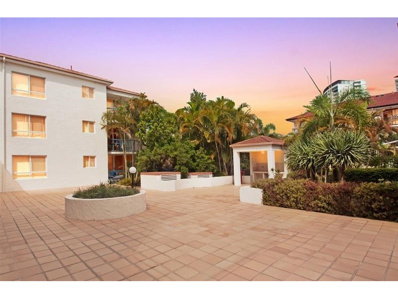 25/3 Norman Street, Southport QLD 4215