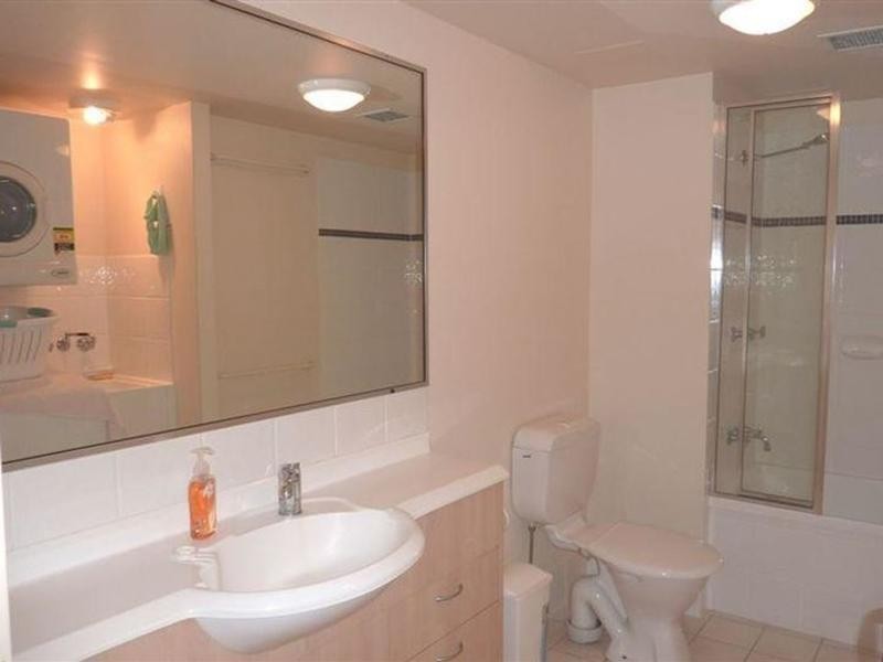 11/132 High Street, Southport QLD 4215