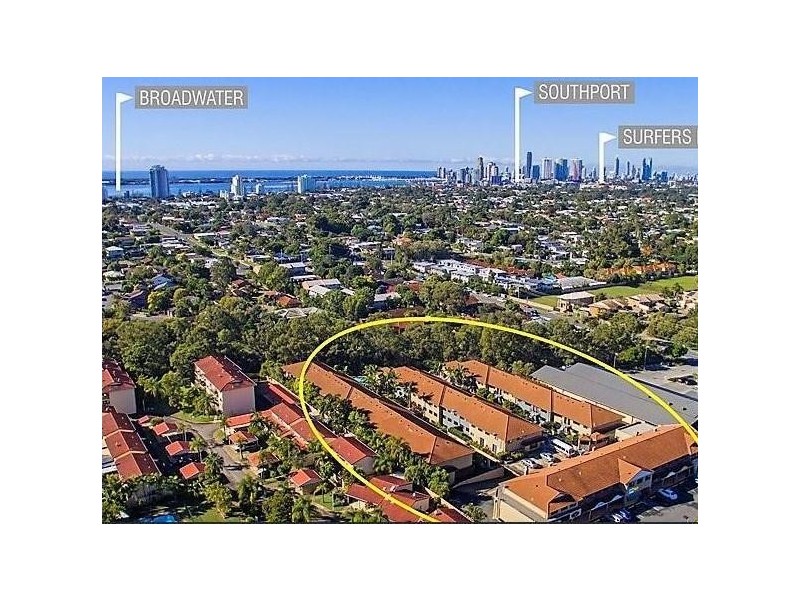 39/7-11 Brown Street, Labrador QLD 4215