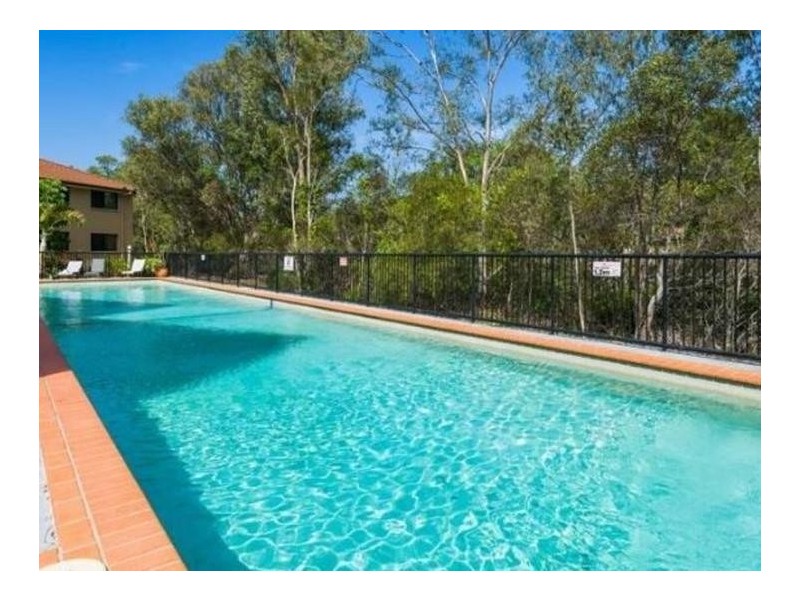 39/7-11 Brown Street, Labrador QLD 4215