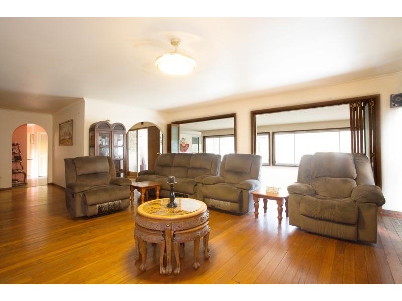 53  Cotlew Street, Southport QLD 4215