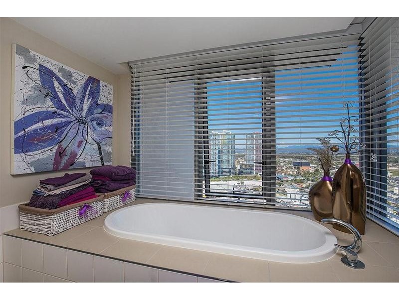 298/105 Scarborough Street, Southport QLD 4215