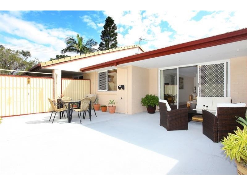 45/128  Benowa Road, Southport QLD 4215