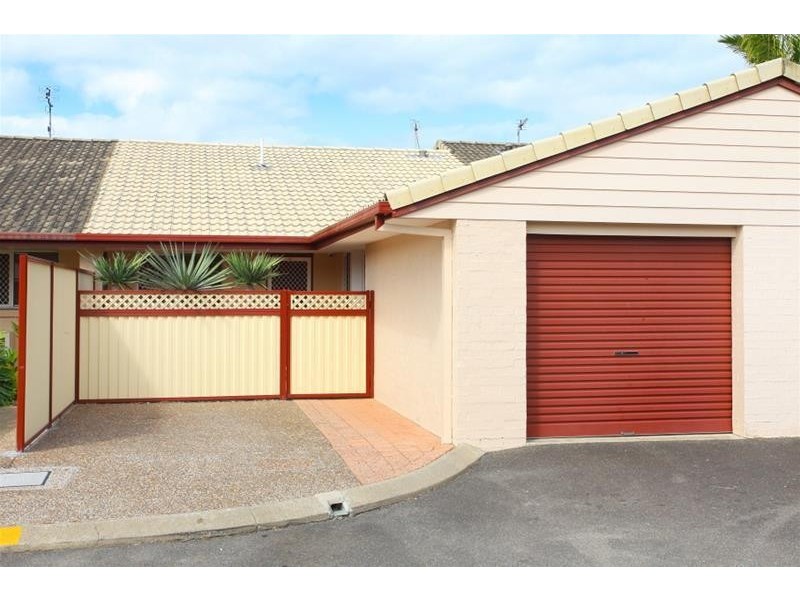 45/128  Benowa Road, Southport QLD 4215
