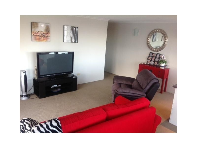 10c/10 Marine Parade, Southport QLD 4215