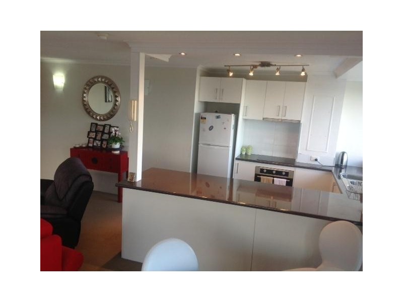 10c/10 Marine Parade, Southport QLD 4215