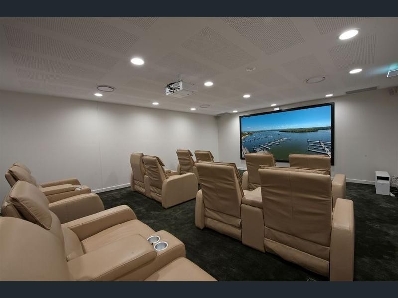 Paradise Point QLD 4216