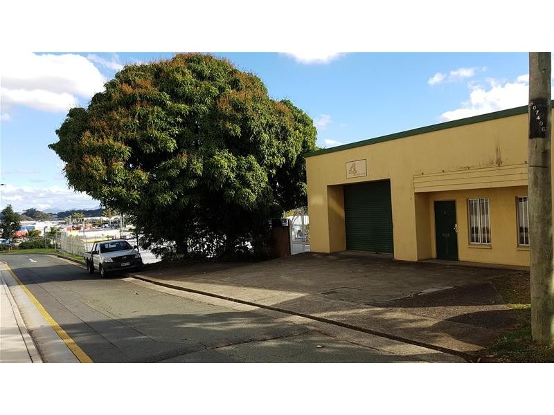 4 & 6 Oban Lane, Southport QLD 4215