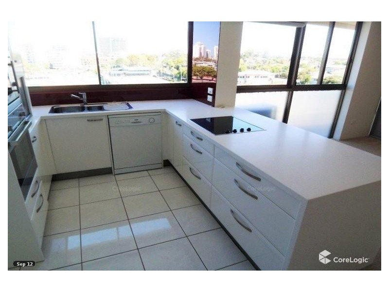 6C/10 Marine Parade, Southport QLD 4215