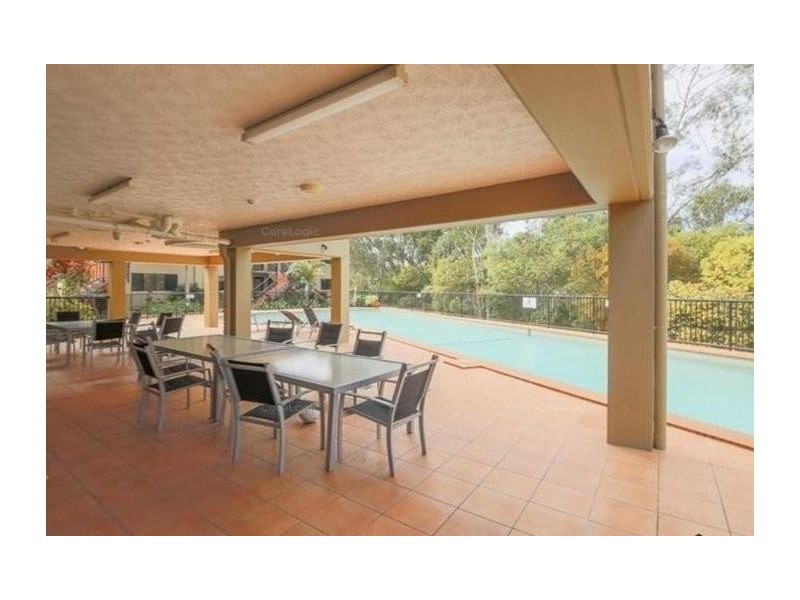 48/7-11 Brown Street, Labrador QLD 4215