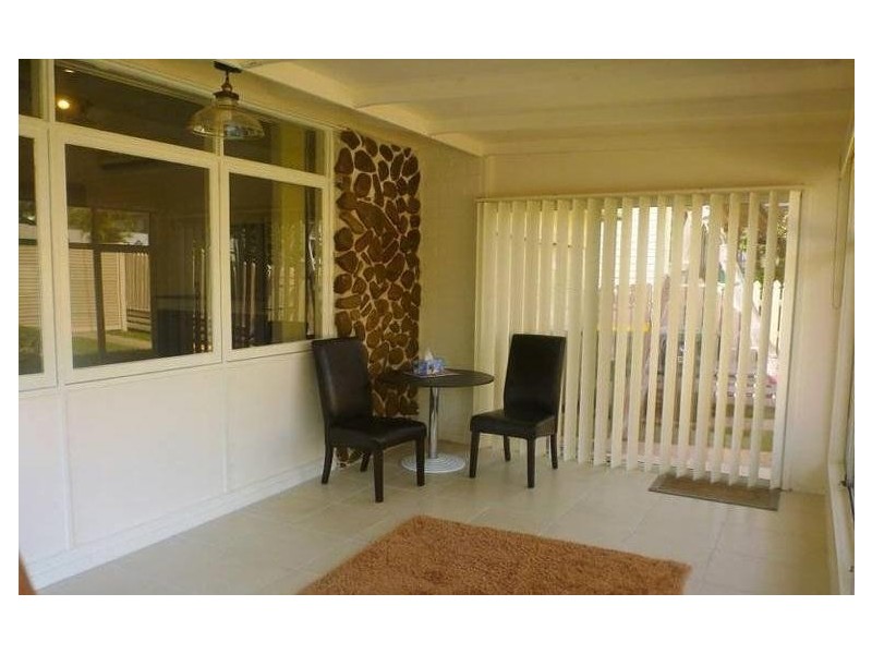 17 Ward Street, Southport QLD 4215