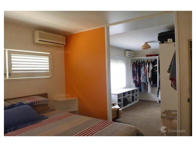 17 Ward Street, Southport QLD 4215