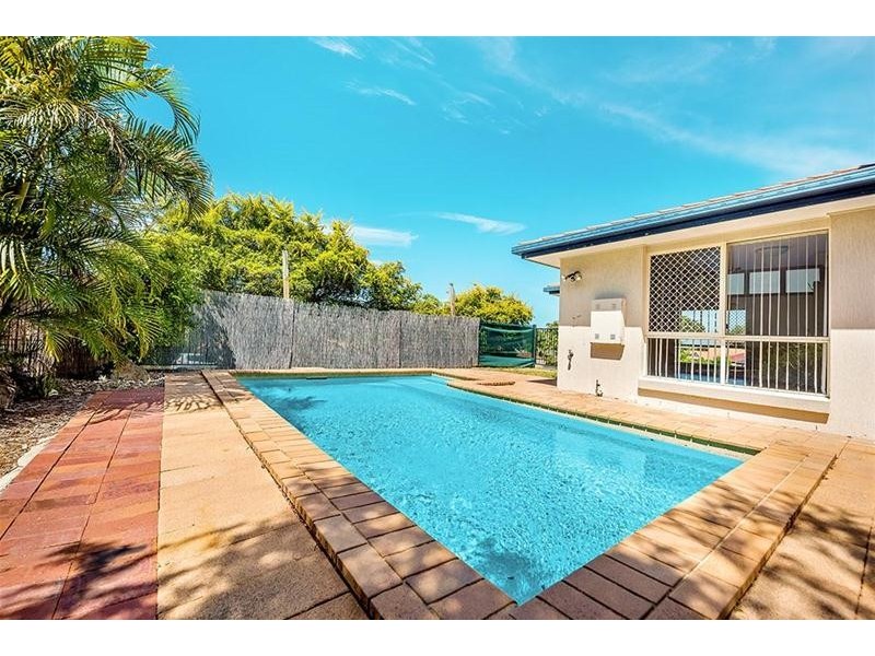 31 Arun Drive, Arundel QLD 4214