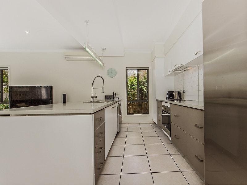 5 Mahogany Place, Molendinar QLD 4214