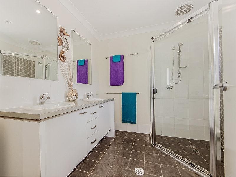 5 Mahogany Place, Molendinar QLD 4214