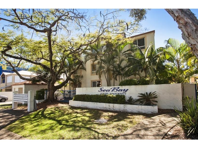 3/3 Norman Street, Southport QLD 4215