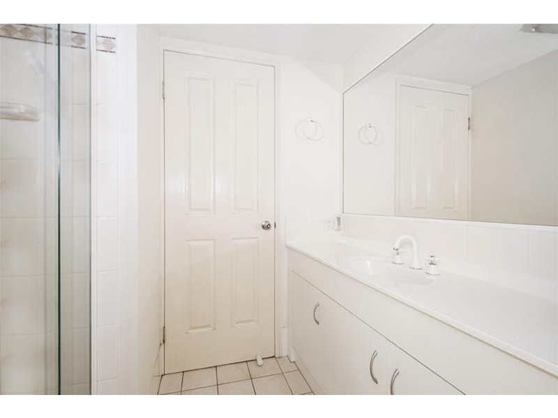 3/3 Norman Street, Southport QLD 4215