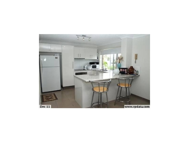 3/145 Muir Street, Labrador QLD 4215