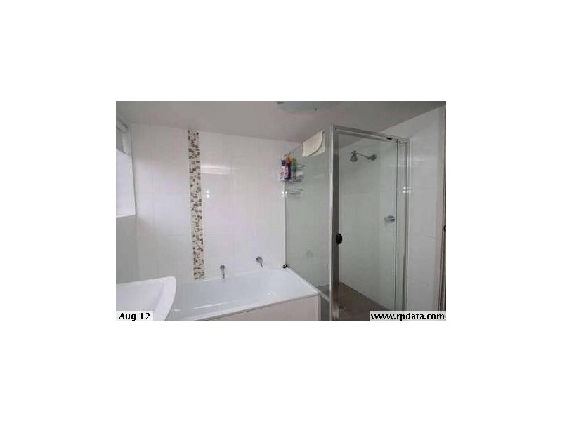 3/145 Muir Street, Labrador QLD 4215