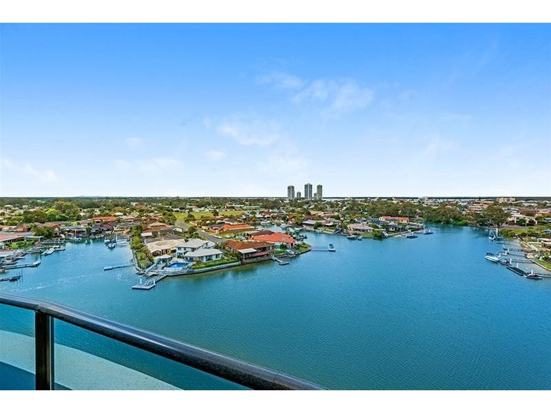 1805/5 Harbour Side Court, Biggera Waters QLD 4216