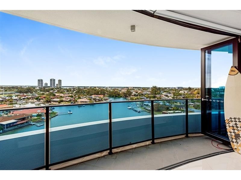 1805/5 Harbour Side Court, Biggera Waters QLD 4216
