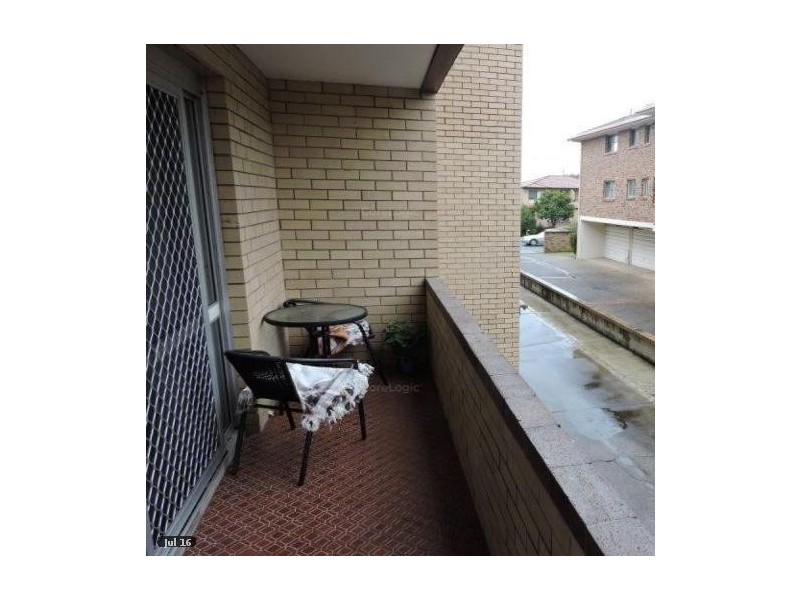 . Meron Street, Southport QLD 4215