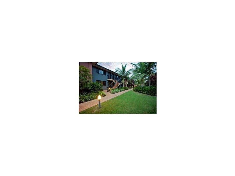 7 Brown Street, Labrador QLD 4215